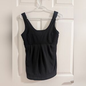 Lululemon Black Pleated Tank Top Size 8 Built-in Bra Activewear Yoga Gym Workout